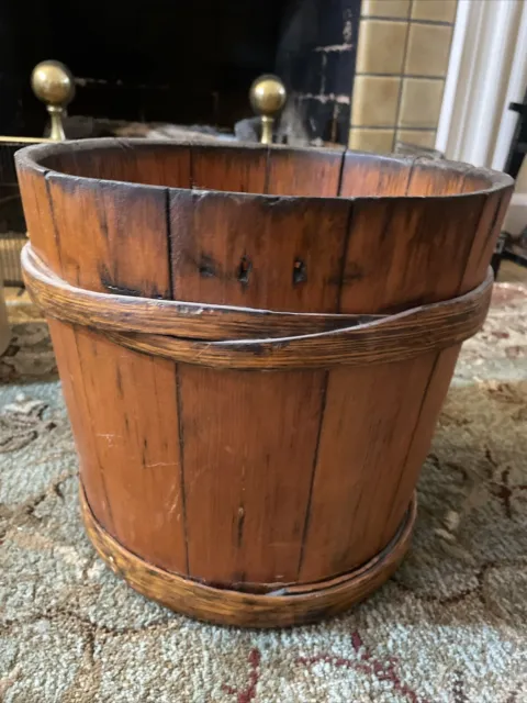 Primitive Antique Rustic Wooden Sap Maple Bucket Wood Banded Handmade Pail !!