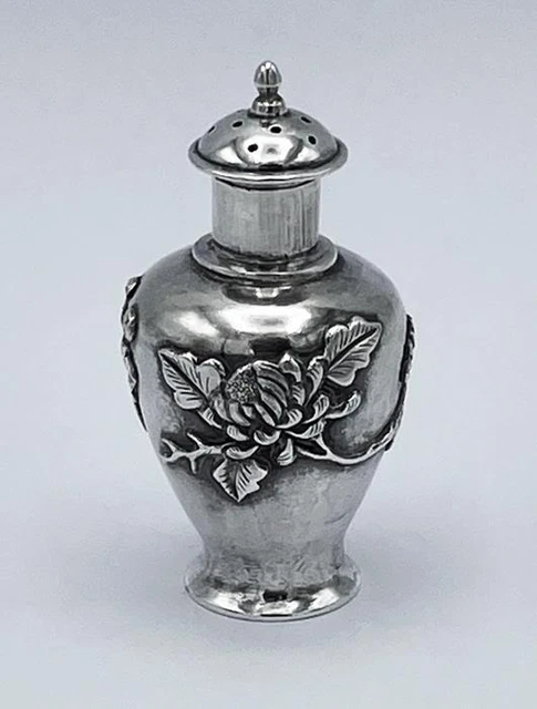 WANG HING PEPPERPOT ARGENTO CINESE c1890 VASO IN MINIATURA DESIGN