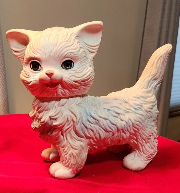 Vintage The Edward Mobley Co. Squeaky Rubber Kitty Cat  With Sleepy Eyes- 1960’s