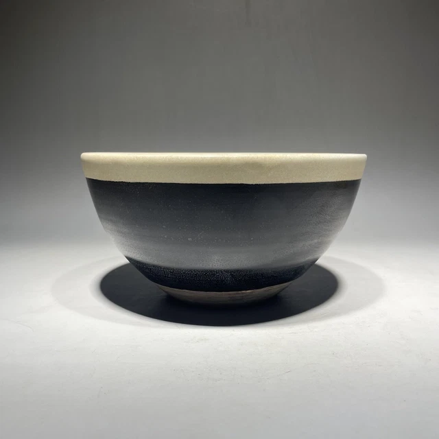 Rare Chinese porcelain Huairen kiln black & white glaze bowl