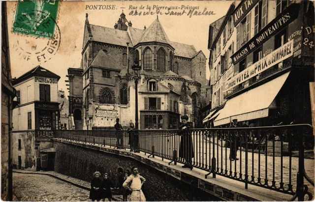 CPA Pontoise Rue de la Pierre aux Poissons FRANCE (1332610)