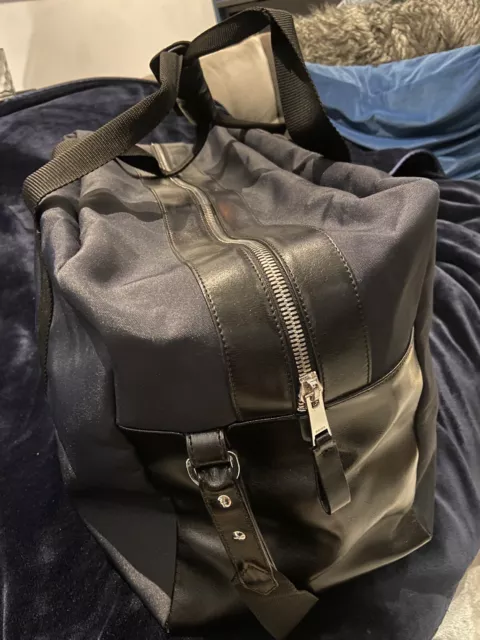 Reiss holdall outlet