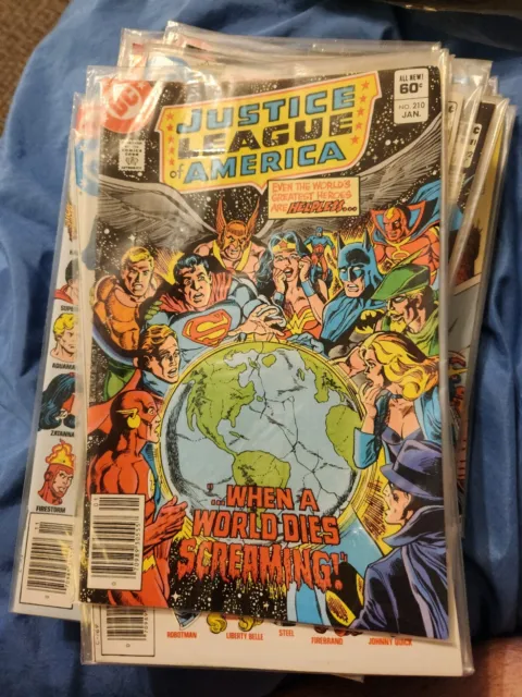 Justice League Of America Volume 1 Mixed Lot Of 24