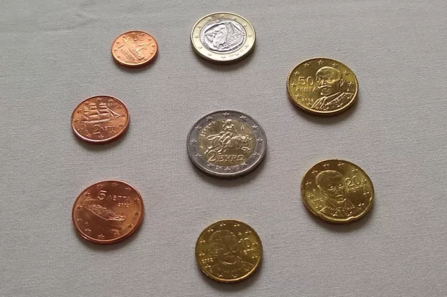 Kursmünzsatz  Griechenland , 2002   1 Cent bis 2 Euro  (Stier)  Stgl.