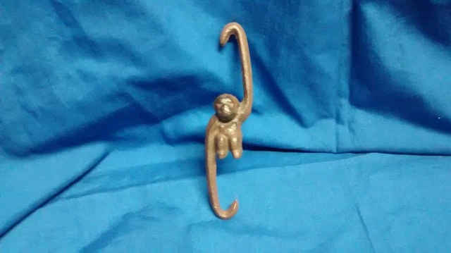 12 Cast Iron MONKEY plant hooks