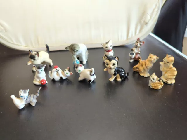 12 Vintage Miniature Kittens Cats  Porcelain Ceramic Figurines Japan Bug House