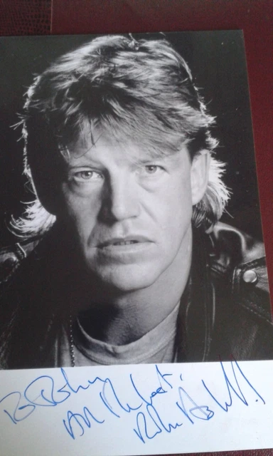 ROBIN ASKWITH ,POPULAR ENGLISH ACTOR /SINGER, 5.5x3.5",B/W HAND SIGNED PHOTO.