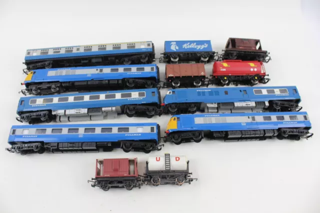 12 x Hornby / Triang OO Gauge Model Railways, Inc Pullman Loco & Carriages, Etc