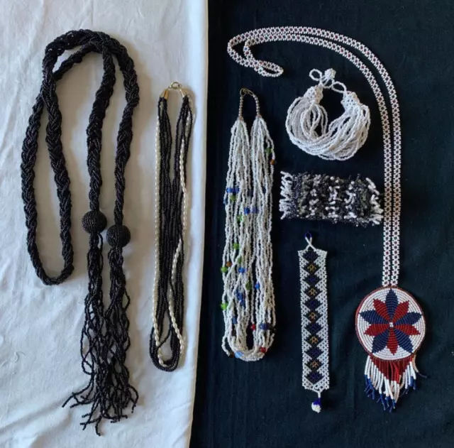 4 x necklaces and 3 bracelet : Job lot jewellery : beads : crafting: black/white