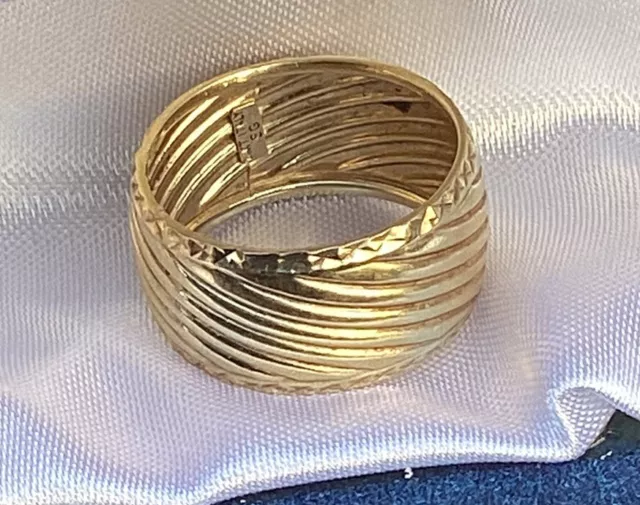 14K GELBGOLD ITALIEN BANDRING Detail & geätzte Borte: GRÖSSE 5 9 mm KEIN SCHROTT 2,1 g