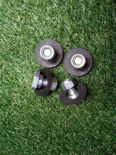 Set 4 Bulloni Iniettori M6x64 Per Motore ARL ADT ATD ASZ BLS - OEM 038103385A