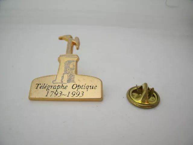 Pin's Pin Badge BICENTENAIRE TELEGRAPHE OPTIQUE 1793-1993 OPTICAL TELEGRAPH TOP