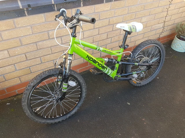 BOYS HALFORDS APOLLO Xpander bike 6 to 9 years 20 inch wheels