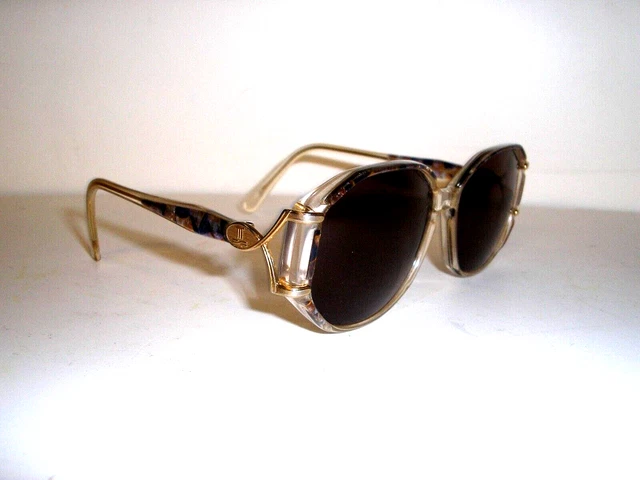 Lunettes De Soleil Vintage Rochas - Monture Blanc Rayé Bleu, Verres Gris, Occasion Très Bon état
