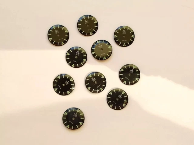 Lot De Petits Cadrans Vintage Pour Montres LIP - Anciens Et Authentiques