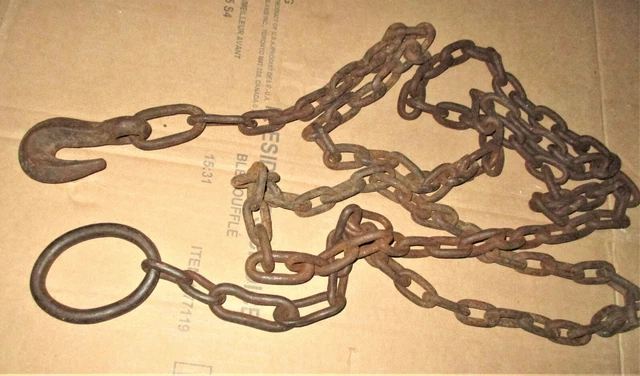 Vintage Wrought Iron Hook on Length of Chain (Dia.0.25") Beam Iron Ring L.118"