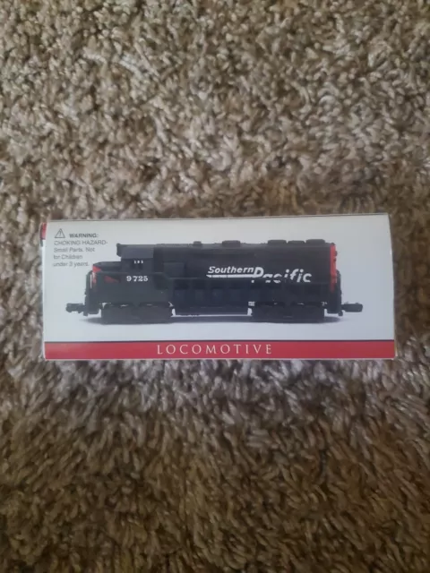 Southern Pacific Locomotive # 9725 Model Train No 418 High Speed N Scale w Box