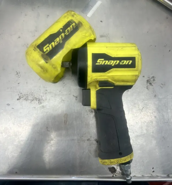Snap On Tools PT338HV HI-VIZ Yellow 3/8" Drive Stubby Air Impact Wrench w/ Boot