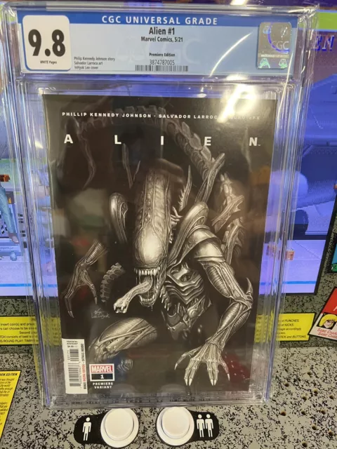 2021 Marvel Comics Alien #1 Premiere Edition Variant Graded CGC 9.8 White Pages