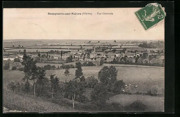 CPA Dompierre-sur-Nièvre, Vue Générale 1909