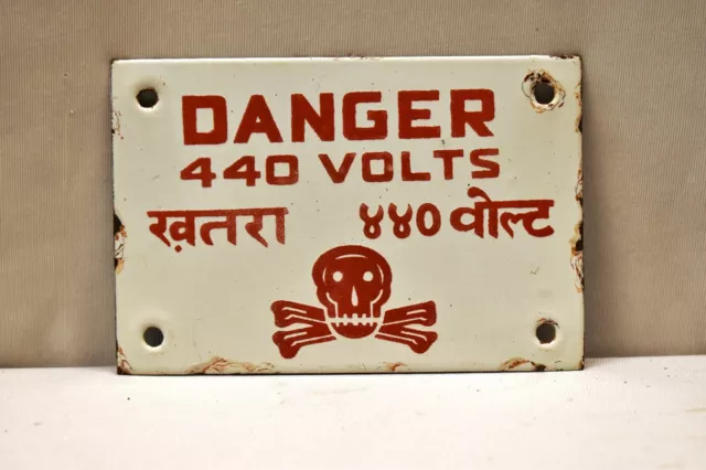 Antique Danger Warning Porcelain Sign Tête de Mort Et 440 Volts Électrique 08