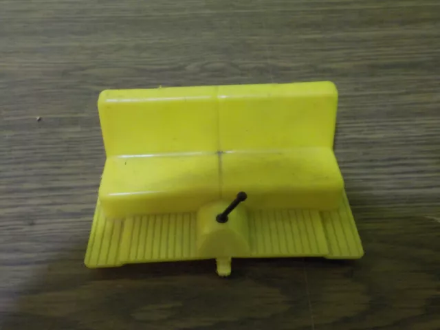 vintage structo international scout yellow inner body gear shifter for parts vintage structo international scout yellow inner body gear shifter for parts