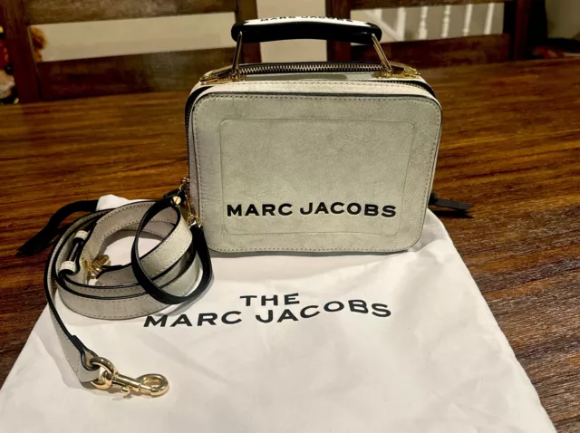 Sold out style! Marc Jacobs The Mini Box Bag  20. m0014508 White