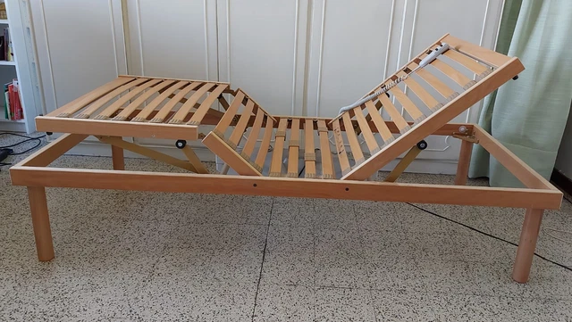 letto a doghe ortopedico con motore alzatesta e piedi 
