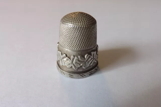 Solid Silver Thimble Harp And Shamrock Design 2.25Cms (4181)