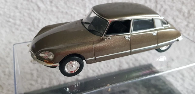 Citroën Ds 21 Pallas Au 1/43Eme Norev En Boite Vitrine Voir Photos Tbe