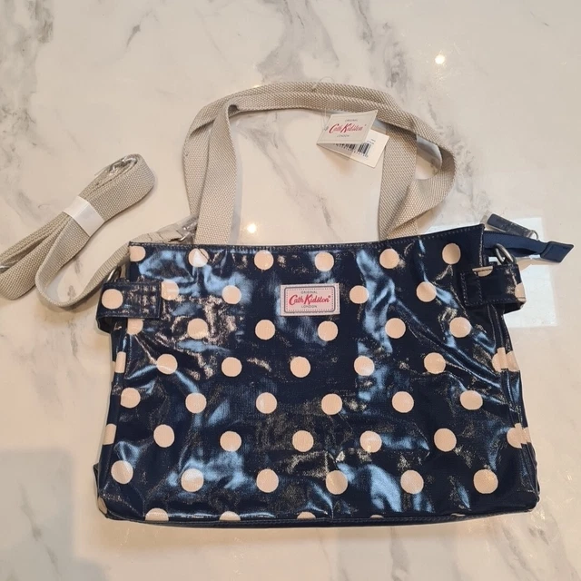 Button spot 2025 foldaway overnight bag