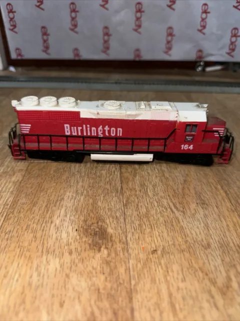 Bachmann HO Scale Burlington route EMD GP40 Dummy Locomotive #164