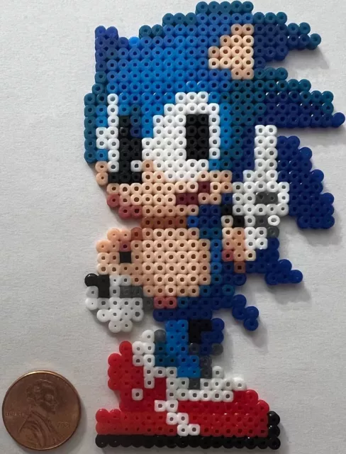 CUSTOM PERLER BEAD ART. SONIC THE HEDGEHOG. SEGA. HANDMADE. PIXEL ART.