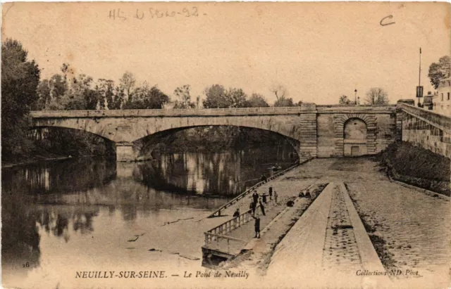 CPA NEUILLY-sur-SEINE - Le Pont de NEUILLY (581703)