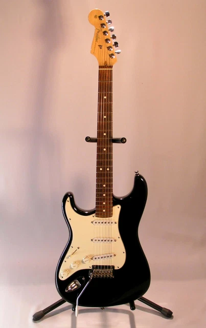 Fender American Standard Stratocaster Lefty de 2008 Micros Malmsteen