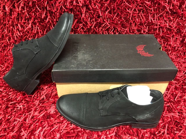 Chaussures Homme en Cuir Kaporal Taille FR 40 Couleur Noir neuf !!