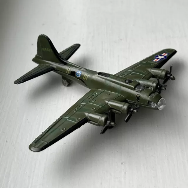 Zee Zylmex Dyna Flites A222 Boeing B-17 Flying Fortress “MEMPHIS BELLE” 1:270