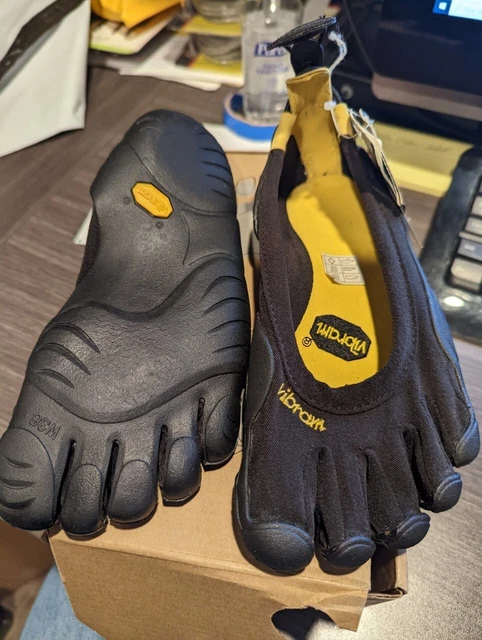 Vibram Five Fingers W108 Classic Womens Black/Black Shoes Size 36 US 5.5