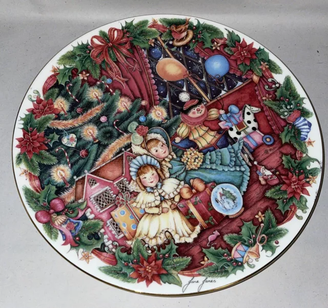 Vintage Royal Doulton Home for Christmas Plate by Jane James 1994