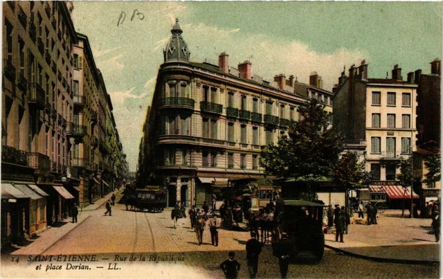 CPA St-ÉTIENNE Rue de la Republique et Place Dorian (400976)