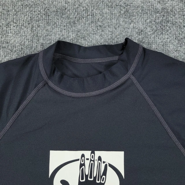 BODY GLOVE SWIM Shirt Men's Medium Black Fitted UVP50 Graphic Tee Short