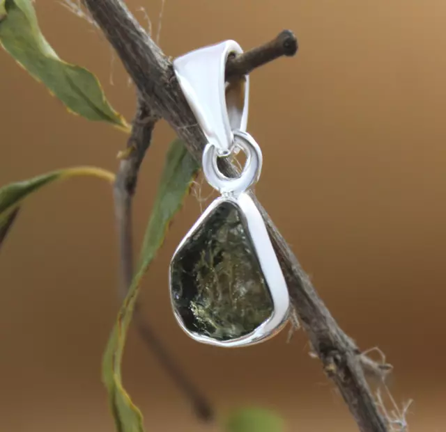 Natural Raw Moldavite 925 Sterling Silver Gemstone  Beautiful Pendent SK2153