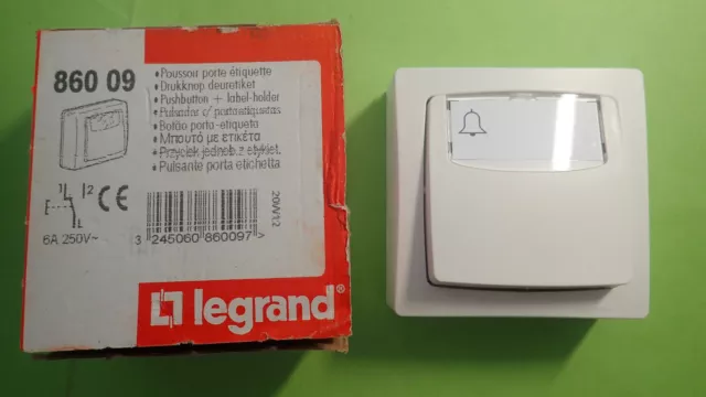 Legrand OTEO 86009 ou 860 09 - Poussoir porte étiquette en SAILLIE complet Blanc