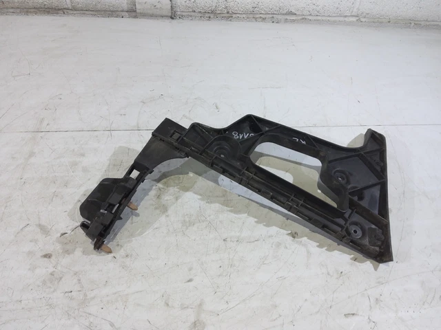 Audi A5 8T Sport 3.0 Staffa di montaggio paraurti laterale sinistro 8T0807453 2005