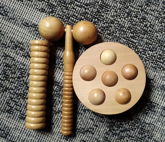 3 accessoires de massage en bois nature et découvertes quasi neuf