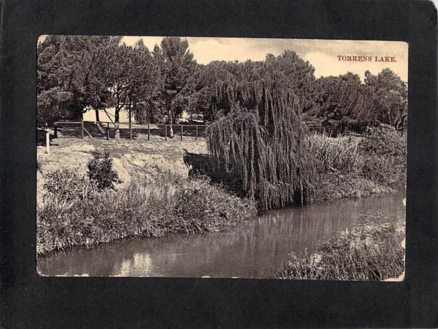 B2593 Australia SA Adelaide Torrens Lake pu vintage postcard