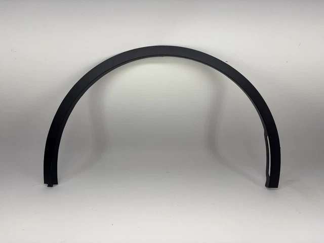 Tesla Model Y Front Right Fender Garnish Molding Trim – 2020-2024 – New