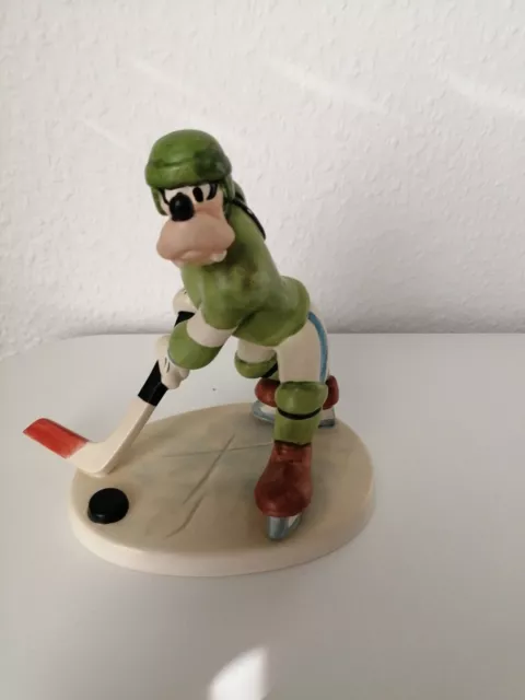 Goebel Disney Figur- Goofy als Hockeyspieler– 1986 Selten - sehr guter Zustand