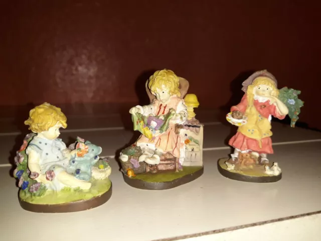 LOT Vintage DOLFI HAND PAINTED Figurines (Set of 3)