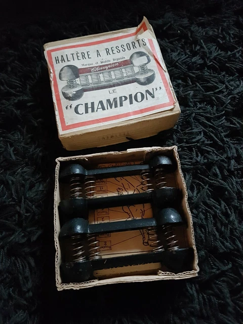 Anciennes Haltères A Ressorts Champion Vintage Ensemble Très Sympa
